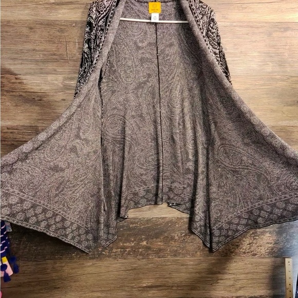 Ruby Rd. Black and Gray Paisley Cardigan - Picture 5 of 10